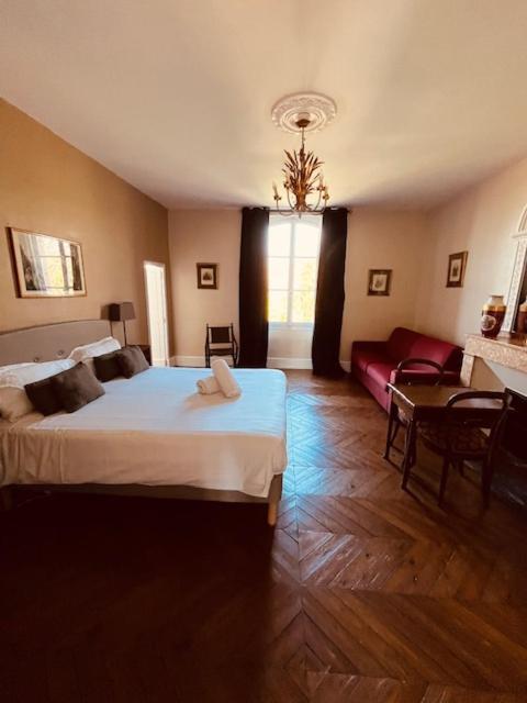 Le Manoir Du Thouron Hotel Saint-Sulpice  Buitenkant foto